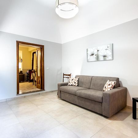 לינגואגלוסה Etna Sunshine Apartments מראה חיצוני תמונה
