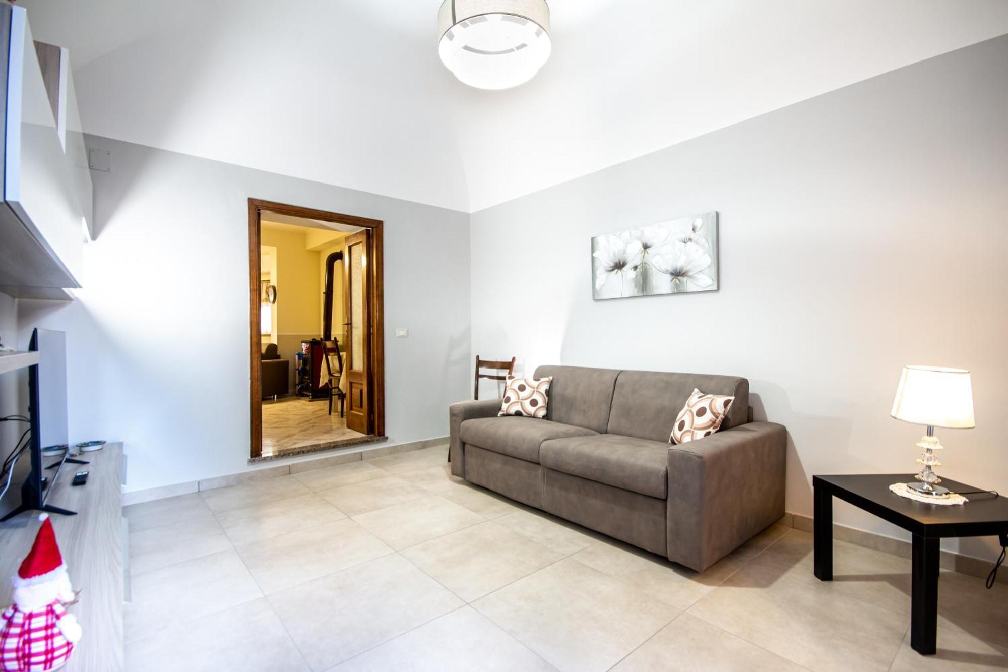 לינגואגלוסה Etna Sunshine Apartments מראה חיצוני תמונה